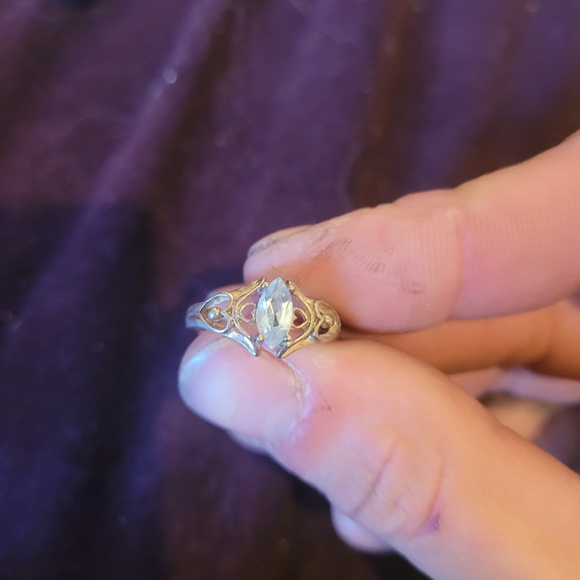 Silver jewelry, trinket box, and mirror - Picture 5 of 16